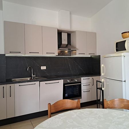 Apartments Ruzica Zaostrog Luaran gambar