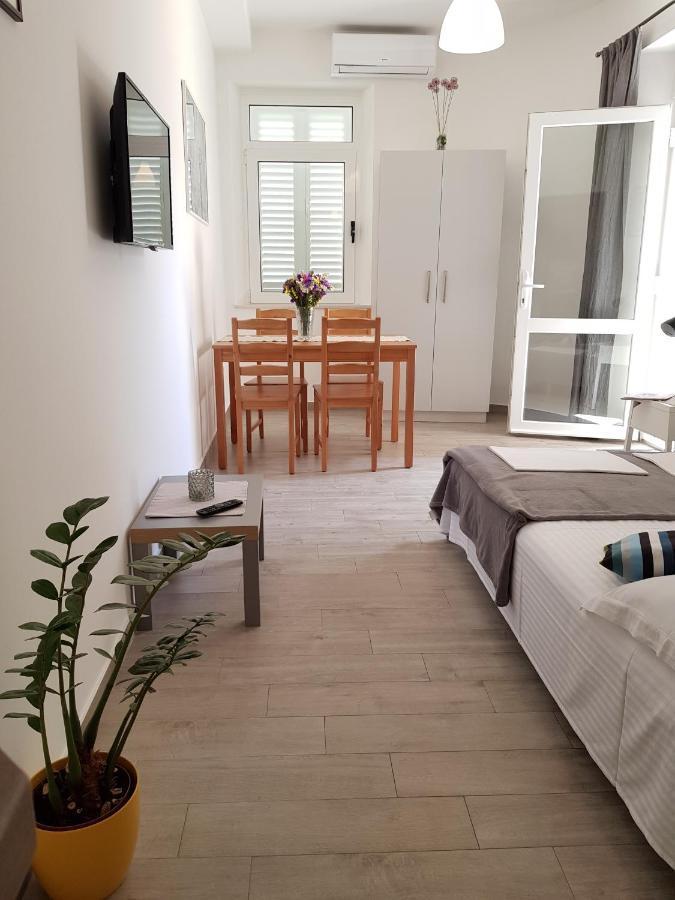 Apartments Ruzica Zaostrog Luaran gambar