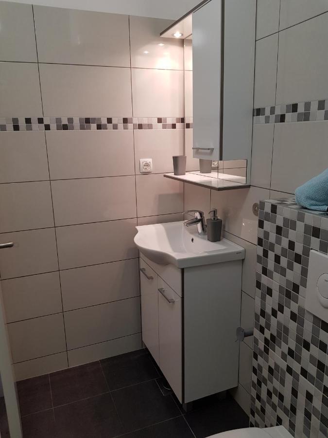 Apartments Ruzica Zaostrog Luaran gambar