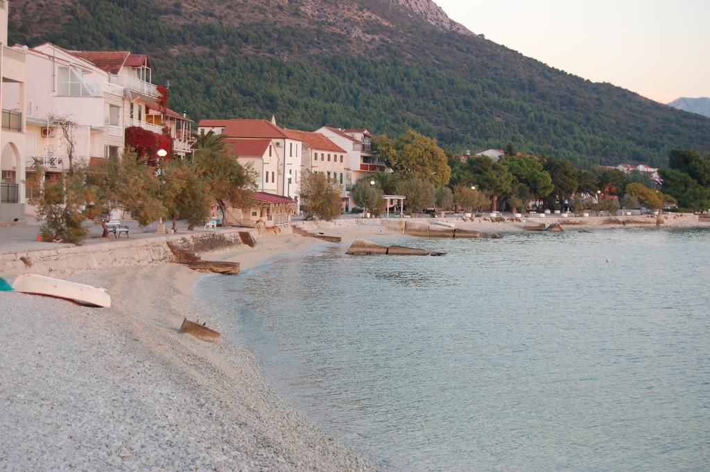 Apartments Ruzica Zaostrog Luaran gambar