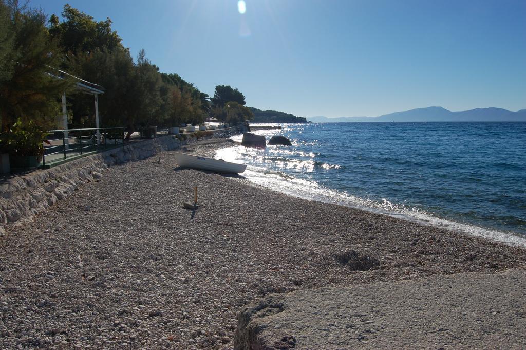 Apartments Ruzica Zaostrog Luaran gambar