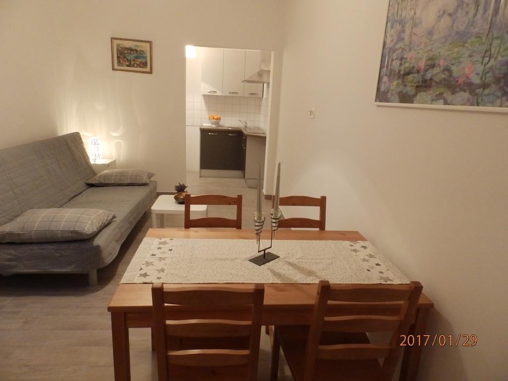 Apartments Ruzica Zaostrog Luaran gambar