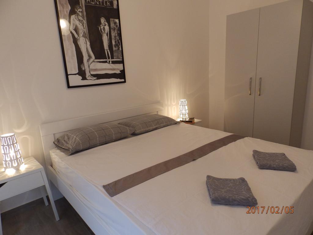 Apartments Ruzica Zaostrog Luaran gambar